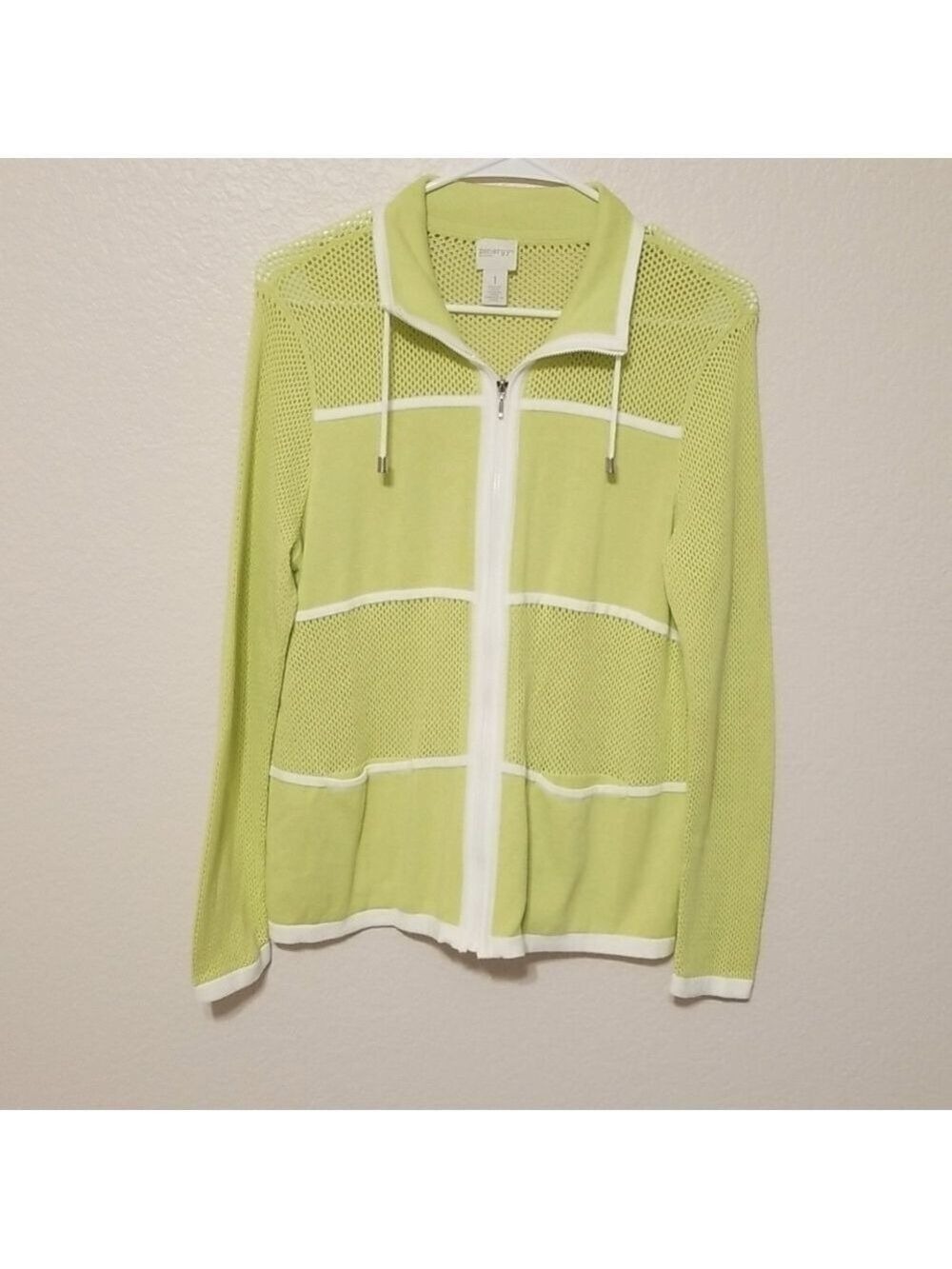 Zenergy by Chico's lightweight breathable jacket, size 1 or Small. Light green.